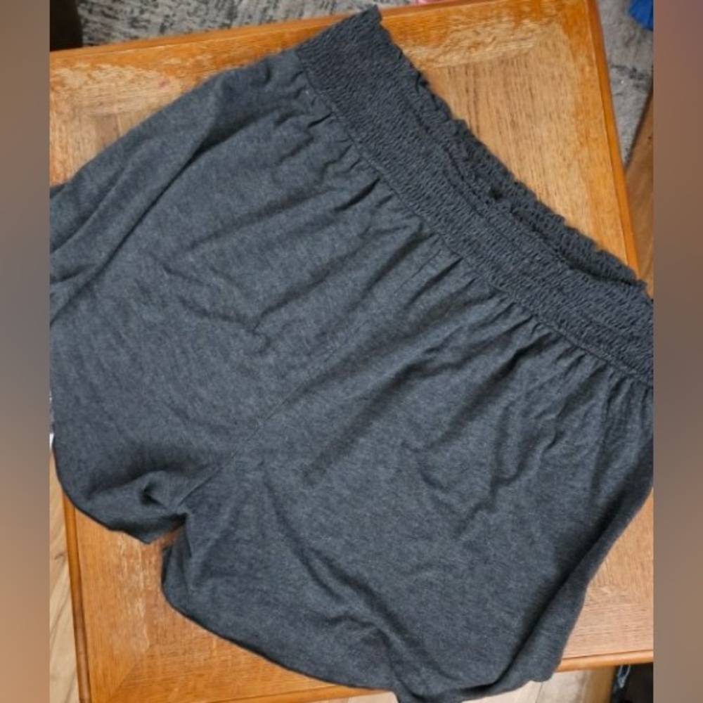 Wonens Zenana Brand Gray 3X Shorts